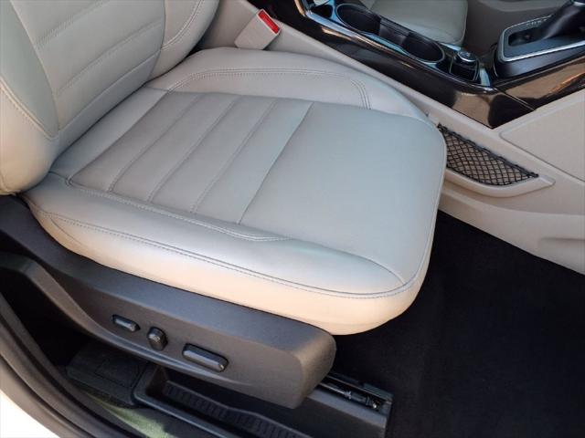 2017 Ford C-Max Hybrid Titanium