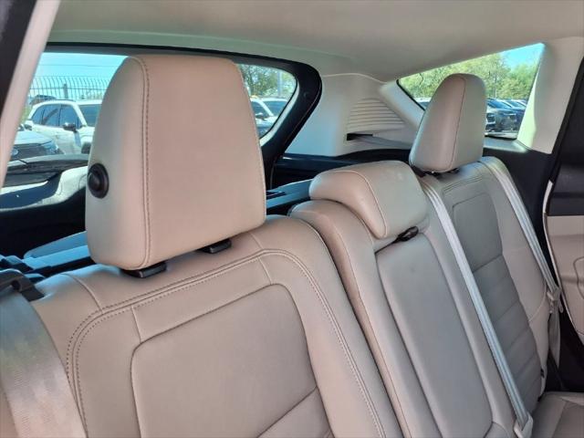 2017 Ford C-Max Hybrid Titanium