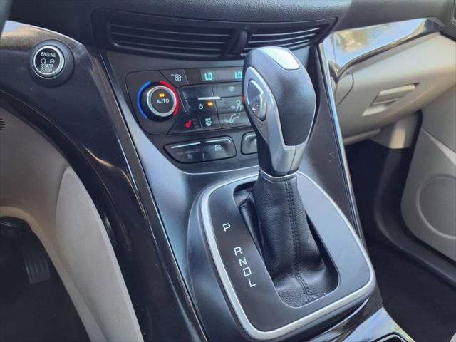 2017 Ford C-Max Hybrid Titanium