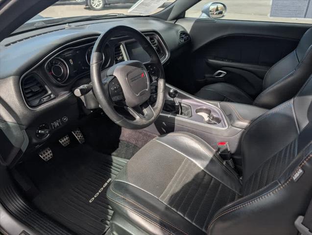 2016 Dodge Challenger R/T Plus Shaker