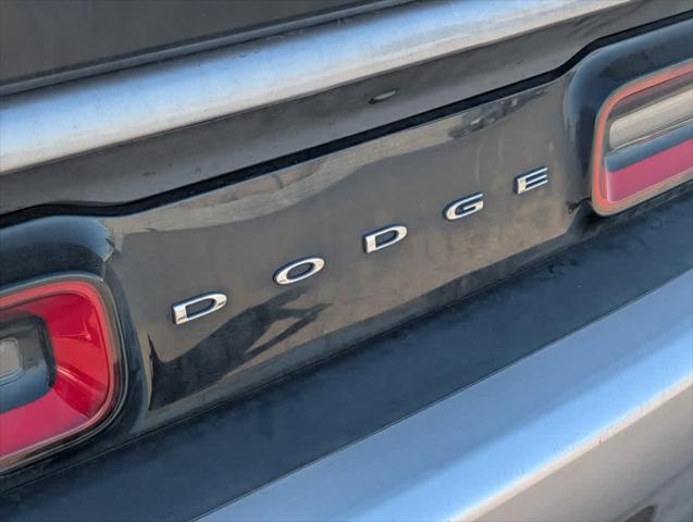 2016 Dodge Challenger R/T Plus Shaker
