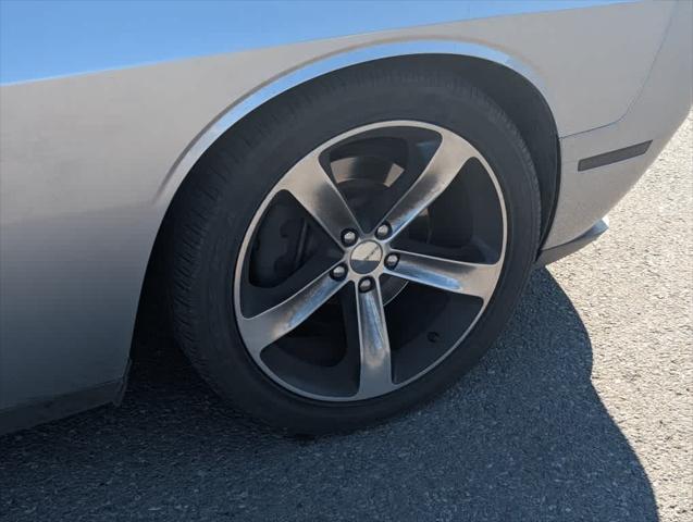 2016 Dodge Challenger R/T Plus Shaker