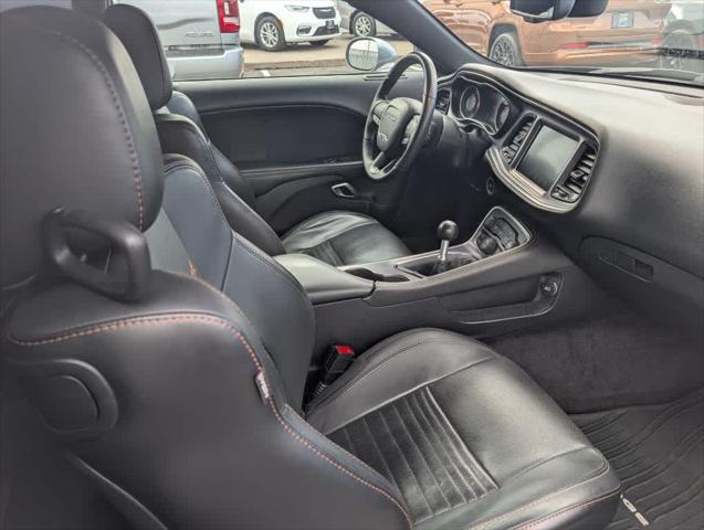 2016 Dodge Challenger R/T Plus Shaker