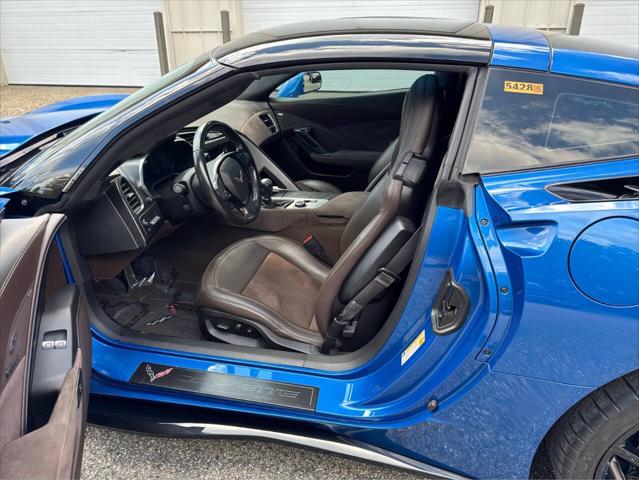 2014 Chevrolet Corvette Stingray Z51 2dr Coupe w/3LT