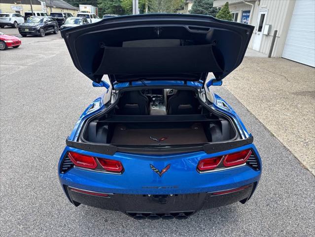 2014 Chevrolet Corvette Stingray Z51 2dr Coupe w/3LT