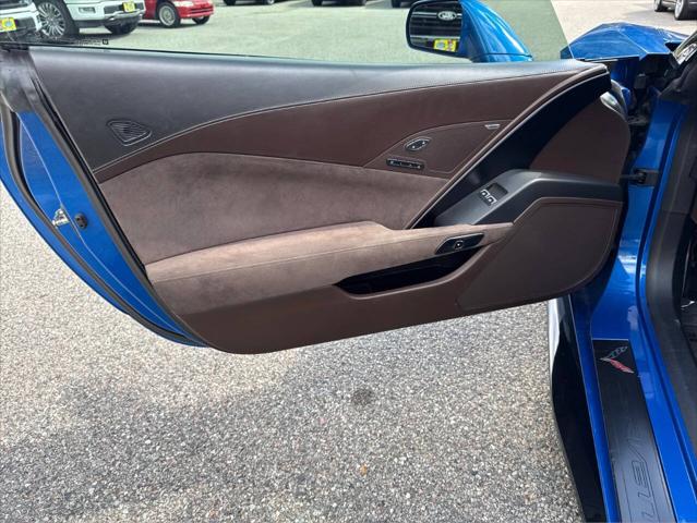 2014 Chevrolet Corvette Stingray Z51 2dr Coupe w/3LT