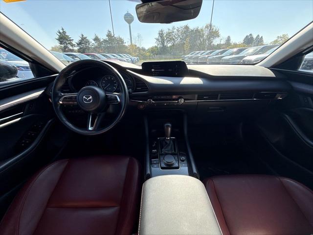 2024 Mazda Mazda3 2.5 S Carbon Edition