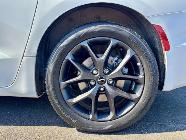 2023 Chrysler Pacifica Touring L AWD