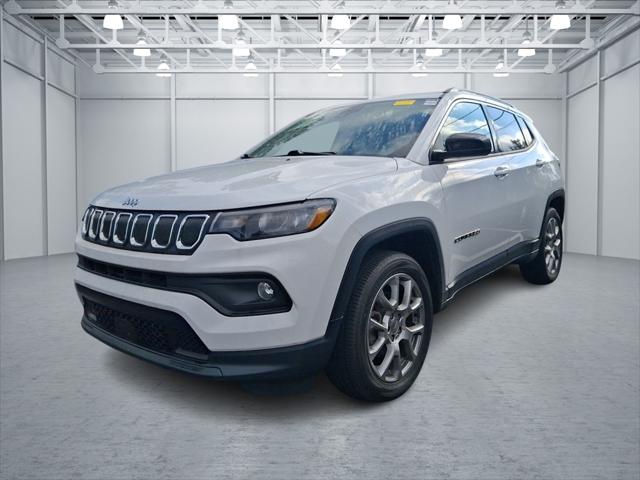 2022 Jeep Compass Latitude Lux 4x4