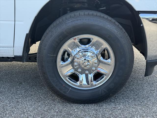 2026 Ram 2500 Tradesman Crew Cab 4x2 8 Box