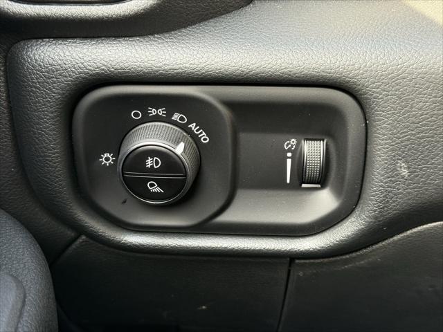 2026 Ram 2500 Tradesman Crew Cab 4x2 8 Box