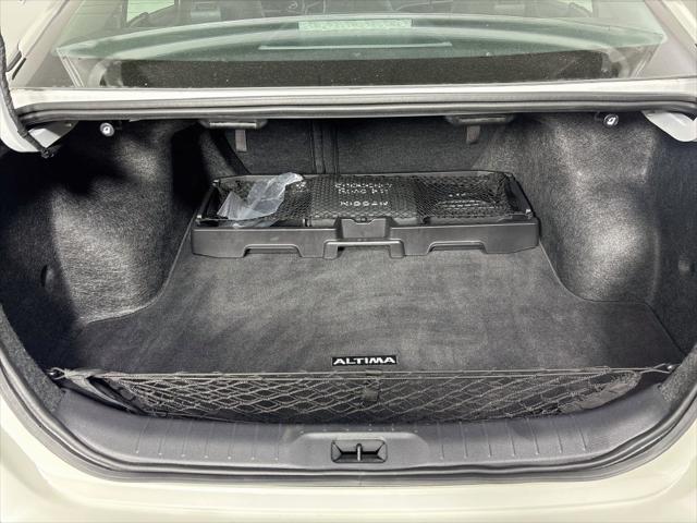 Used 2024 Nissan Altima SR FWD For Sale in Olive Branch, MS