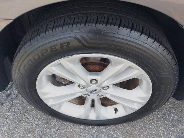 2014 Ford Taurus SEL
