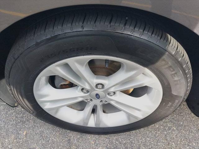 2014 Ford Taurus SEL