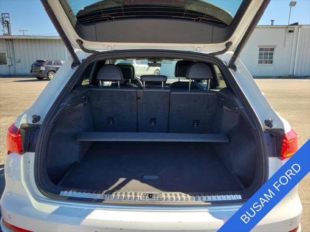 2025 Audi Q3 Premium 45 TFSI S line quattro Tiptronic