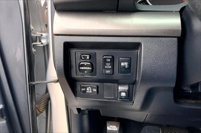 Used 2014 Toyota Tundra SR5 5.7L V8 For Sale in Lubbock, TX
