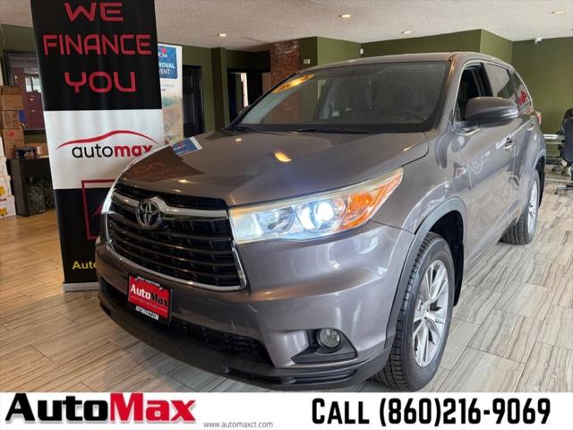 2014 Toyota Highlander LE Plus V6 for sale in  West Hartford, CT