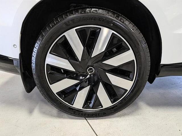 2025 Volvo X 90 Ultra, Twin Motor Performance, Fully electric, 6 Seats