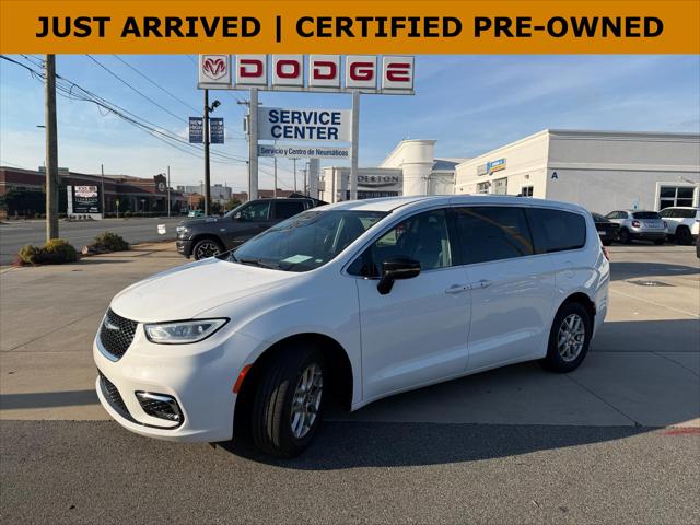 2025 Chrysler Pacifica Select for sale in High Point, NC