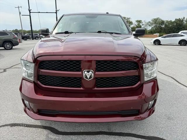 2017 Ram 1500 Express Crew Cab 4x4 57 Box