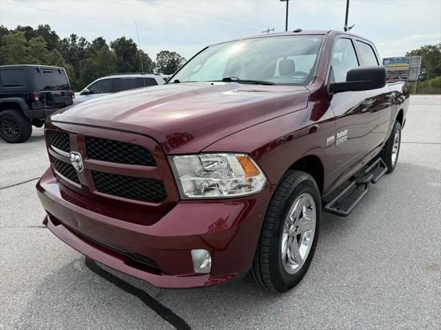 2017 Ram 1500 Express Crew Cab 4x4 57 Box