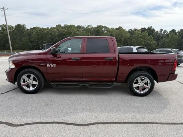 2017 Ram 1500 Express Crew Cab 4x4 57 Box