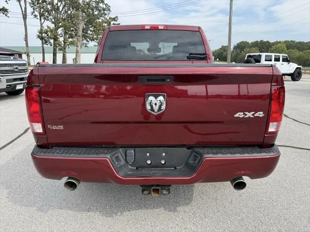 2017 Ram 1500 Express Crew Cab 4x4 57 Box