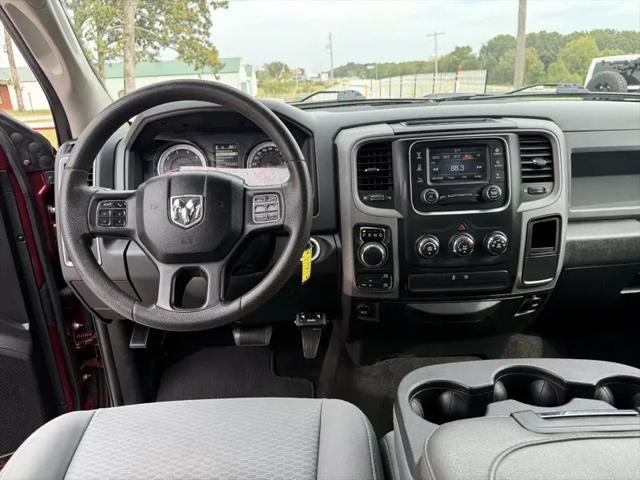 2017 Ram 1500 Express Crew Cab 4x4 57 Box