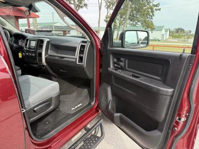 2017 Ram 1500 Express Crew Cab 4x4 57 Box