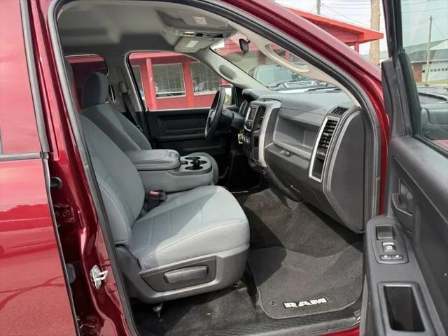 2017 Ram 1500 Express Crew Cab 4x4 57 Box