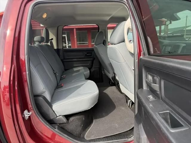 2017 Ram 1500 Express Crew Cab 4x4 57 Box