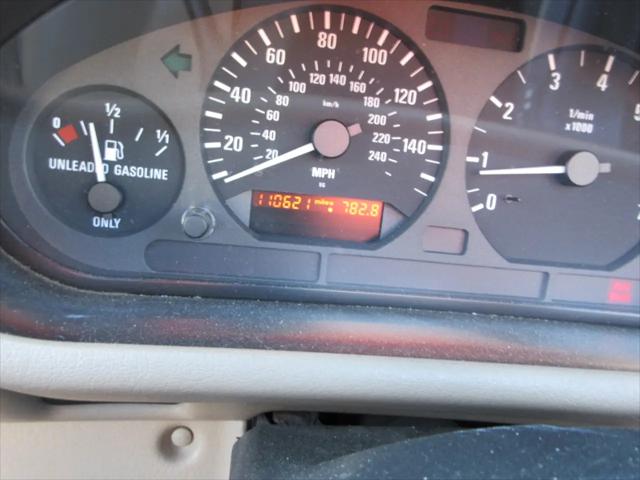 1996 BMW Z3 5 SPEED MANUAL**LOCAL TRADE**