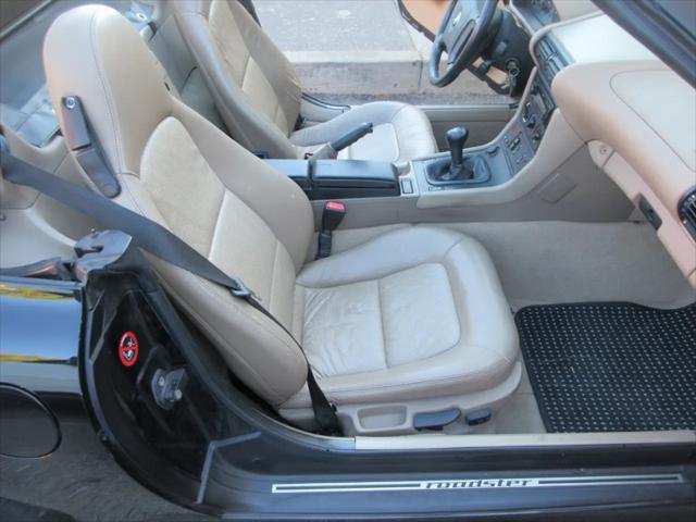 1996 BMW Z3 5 SPEED MANUAL**LOCAL TRADE**