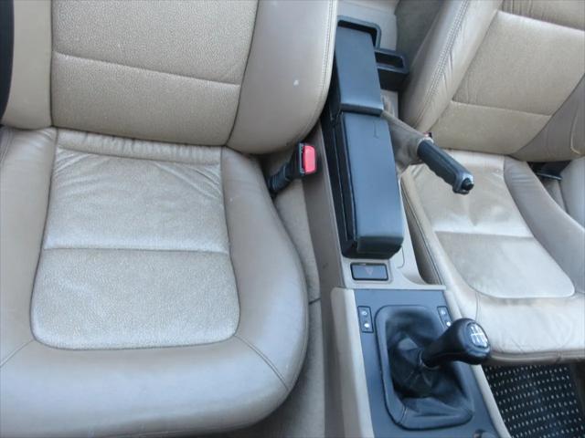1996 BMW Z3 5 SPEED MANUAL**LOCAL TRADE**