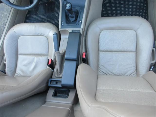 1996 BMW Z3 5 SPEED MANUAL**LOCAL TRADE**