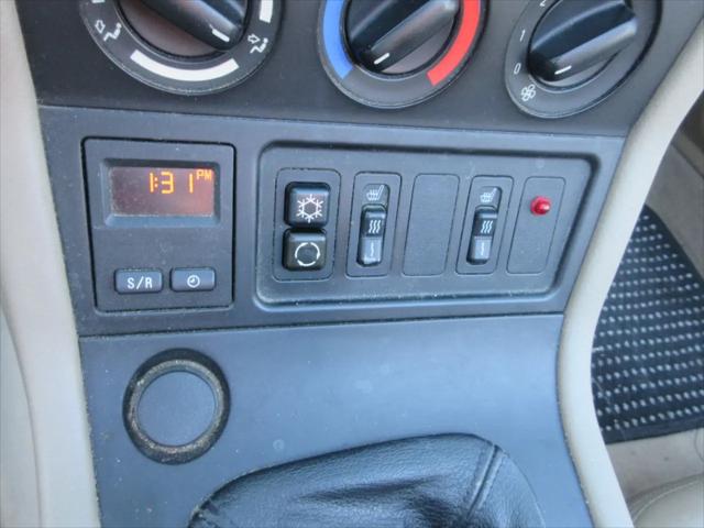 1996 BMW Z3 5 SPEED MANUAL**LOCAL TRADE**