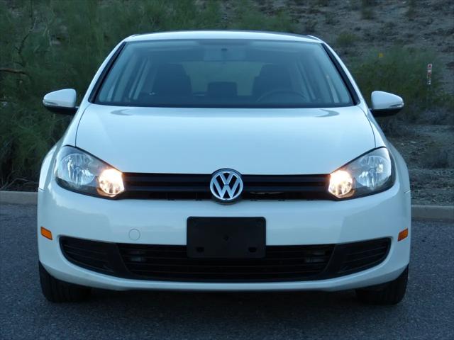 2011 Volkswagen Golf 2.5L 4-Door