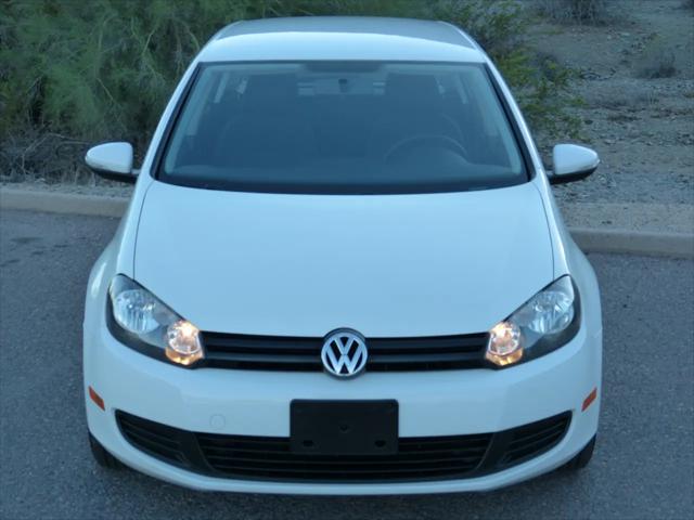 2011 Volkswagen Golf 2.5L 4-Door