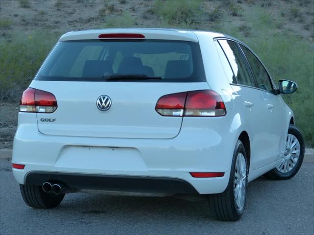 2011 Volkswagen Golf 2.5L 4-Door