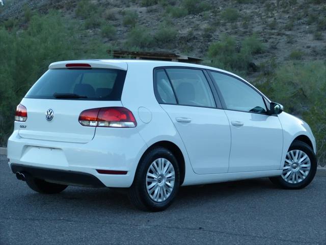 2011 Volkswagen Golf 2.5L 4-Door