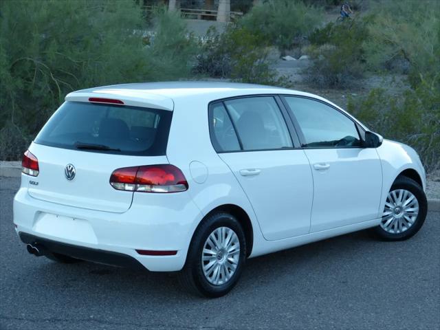 2011 Volkswagen Golf 2.5L 4-Door