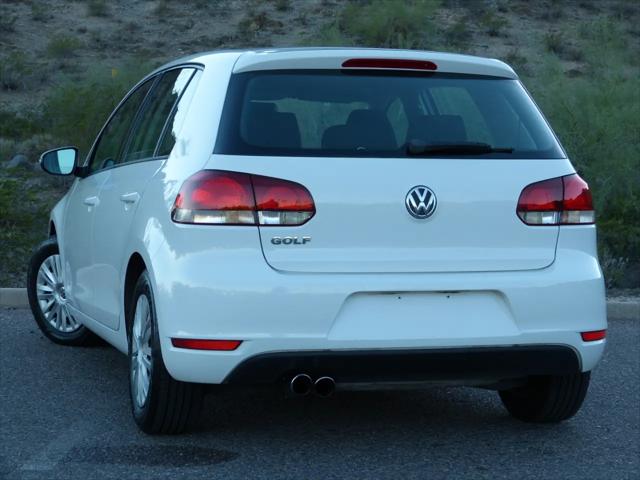 2011 Volkswagen Golf 2.5L 4-Door