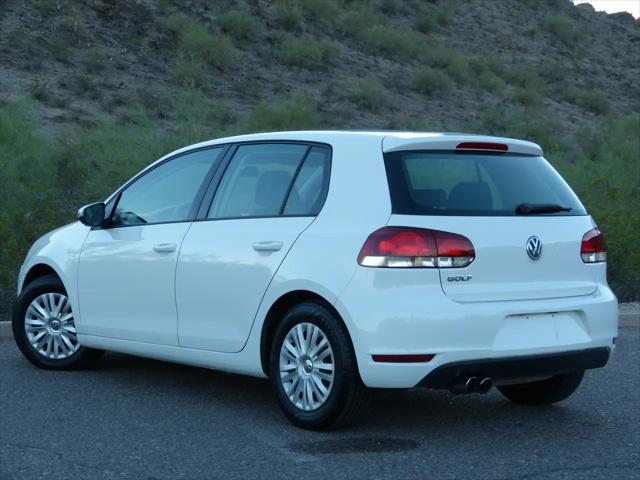 2011 Volkswagen Golf 2.5L 4-Door