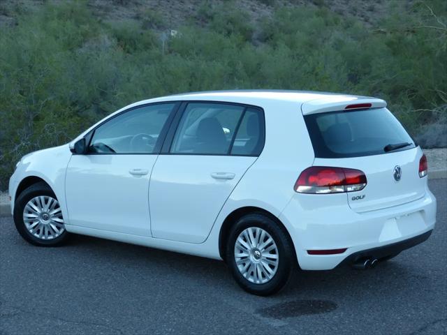 2011 Volkswagen Golf 2.5L 4-Door
