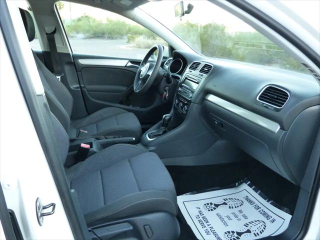 2011 Volkswagen Golf 2.5L 4-Door