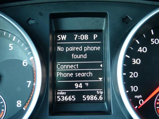 2011 Volkswagen Golf 2.5L 4-Door