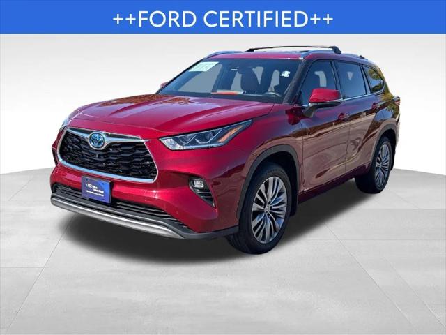 2022 Toyota Highlander Hybrid Platinum for sale in Waukesha, WI
