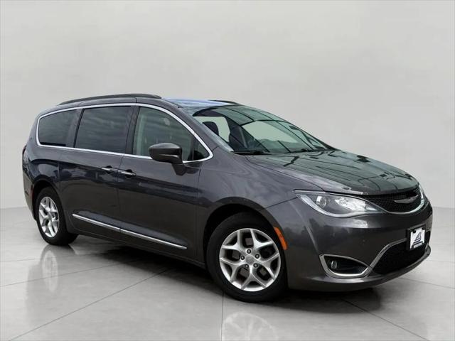 2017 Chrysler Pacifica Touring-L for sale in Appleton, WI
