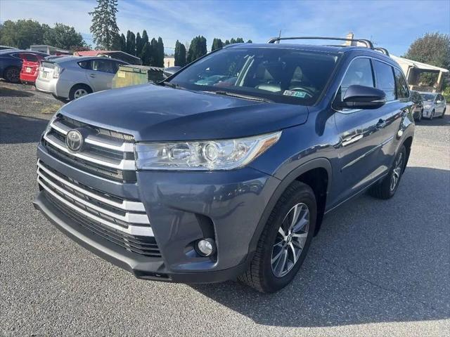 2017 Toyota Highlander XLE for sale in Akron, PA