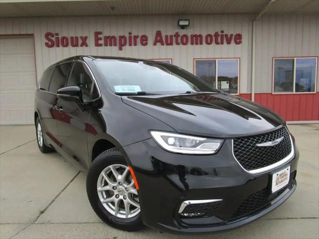 2024 Chrysler Pacifica Touring for sale in Tea, SD